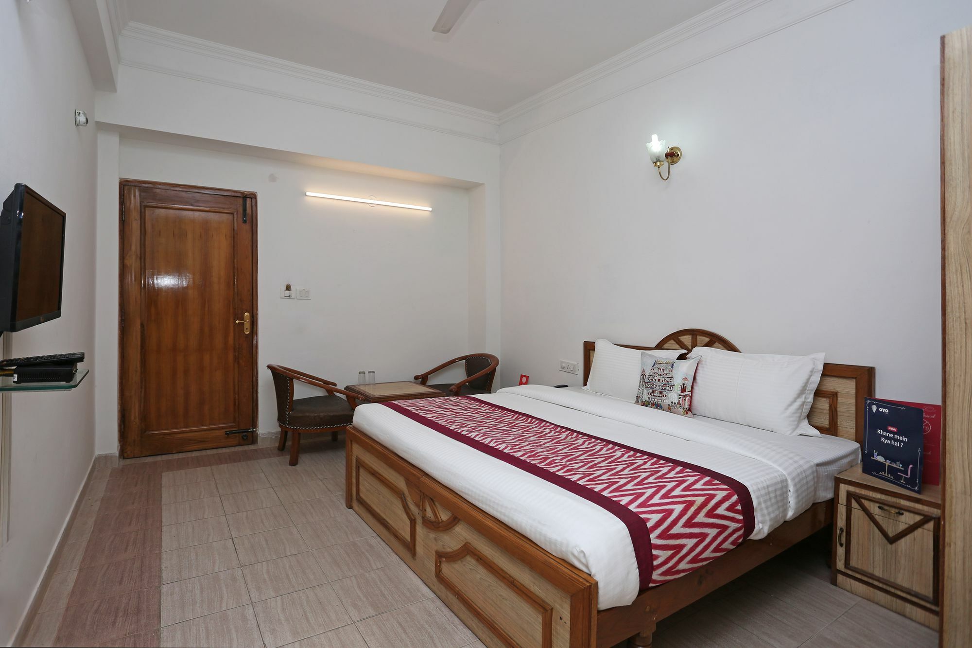 Oyo 10072 Hotel Amrit Regency Dehradun Exterior foto